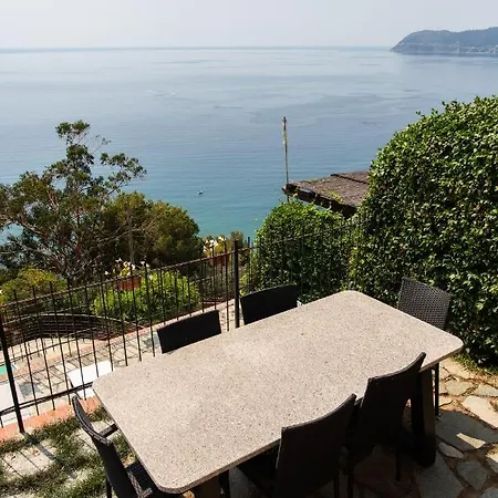 Apartment Santa Croce Luxury Alassio
